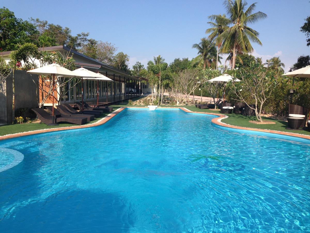 Hotel Check In And Chill Out Ban Laem Sok Exterior foto